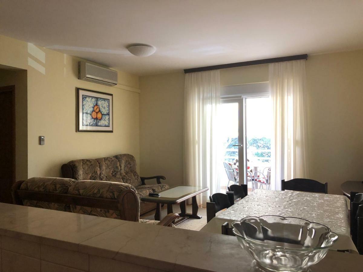 Apartment Sanja Baška Voda Zewnętrze zdjęcie